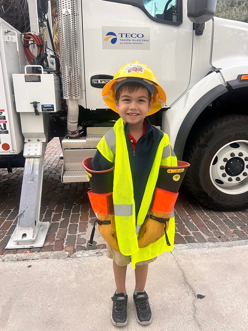 b log_littlelineworker1.jpg